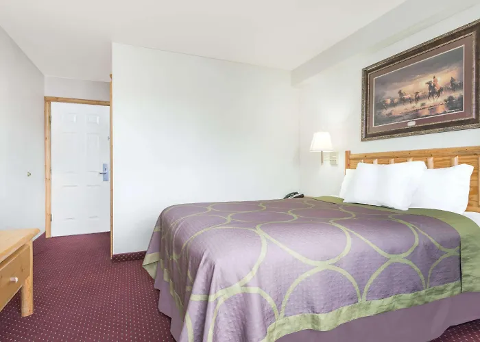 Super 8 By Wyndham Hotel 3*