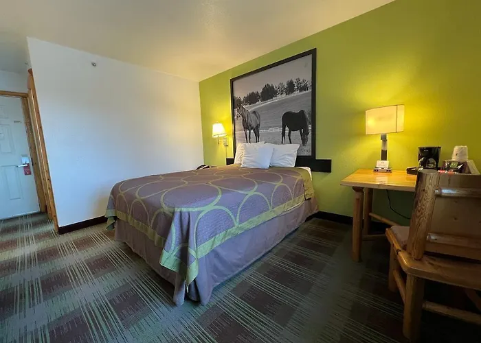 Super 8 By Wyndham Hotel 3*