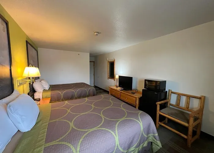 Super 8 By Wyndham Hotel 3*